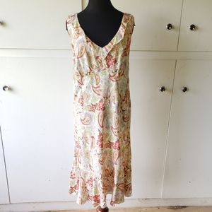 New cabi Dress Paisley Size 14 V Neck Sundress